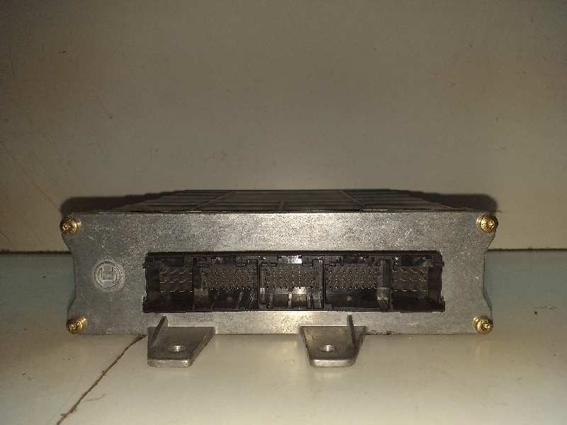 Recambio de centralita motor uce para audi a4 avant (b5) 1.8 referencia OEM IAM 0261203938 8D0907557C 