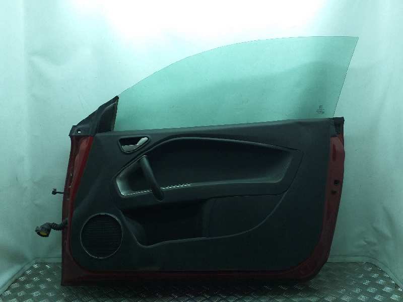 Recambio de puerta delantera derecha para alfa romeo mito (145) distinctive referencia OEM IAM 0050520896 ROJA 