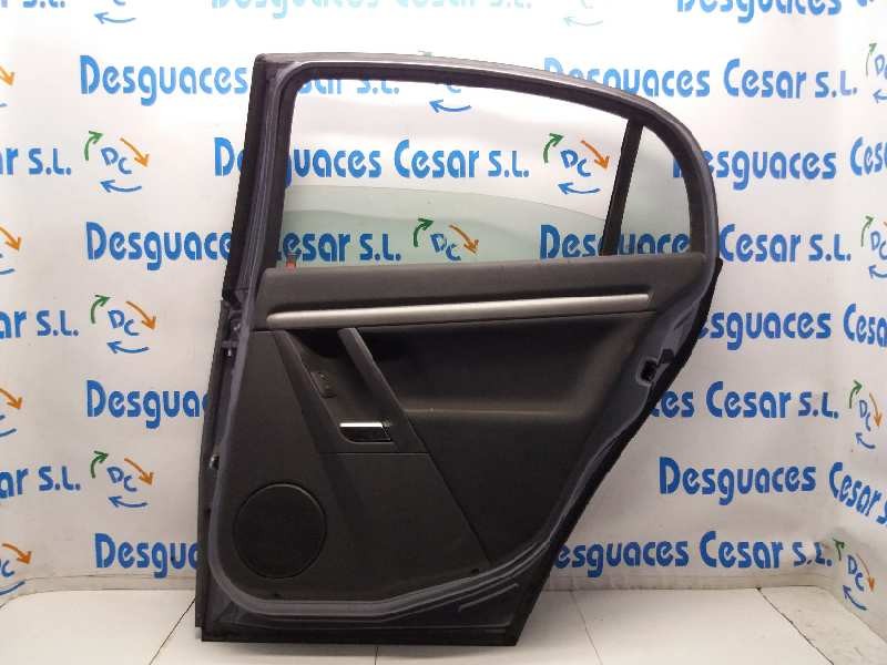 Recambio de puerta trasera derecha para opel vectra c berlina club referencia OEM IAM  GRIS OFERTA