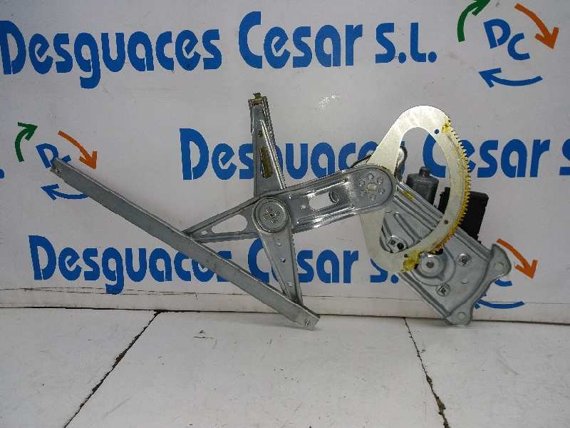 Recambio de elevalunas trasero izquierdo para renault scenic iii grand bose edition referencia OEM IAM 827310166R ELECTRICO OFER