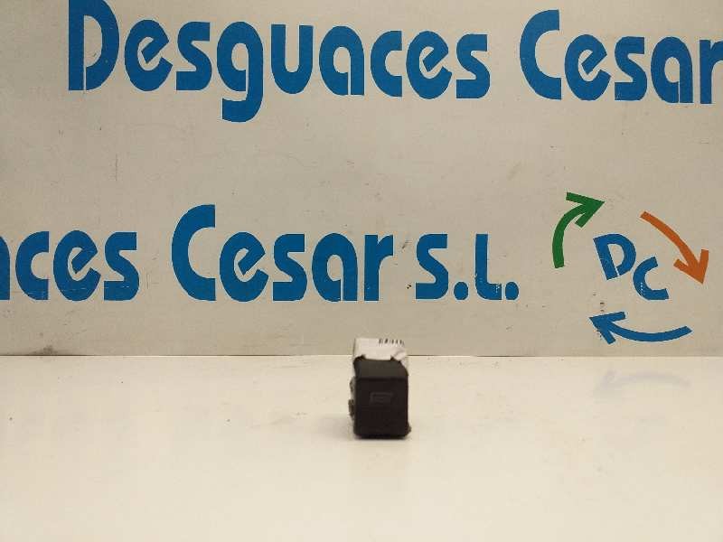 Recambio de mando elevalunas delantero derecho para seat ibiza (6k1) sport referencia OEM IAM   