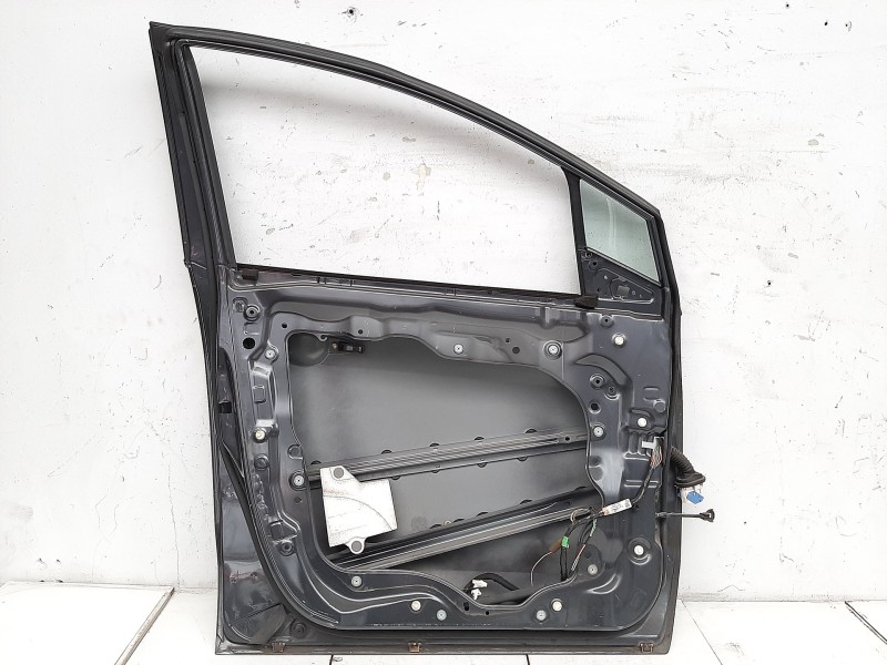Recambio de puerta delantera izquierda para mazda 5 berl. (cr) 2.0 active+ referencia OEM IAM C2Y55902XE GRIS 