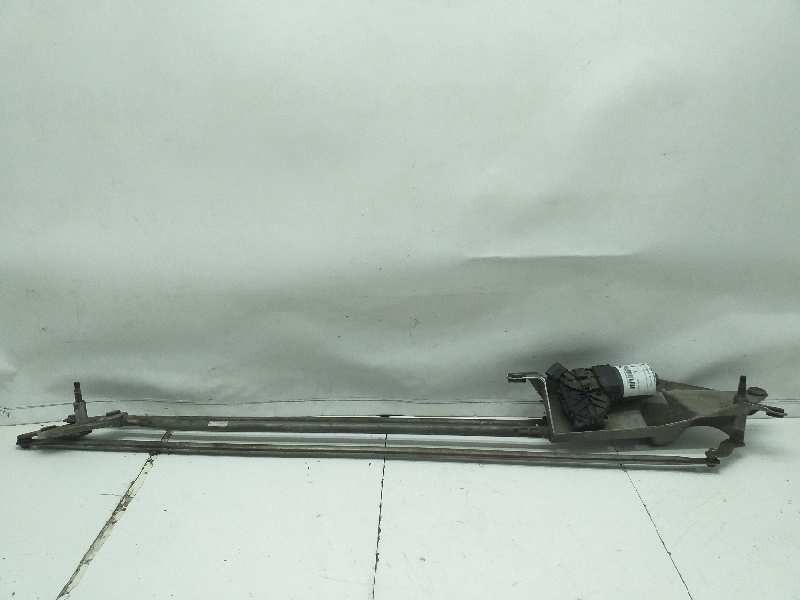 Recambio de motor limpia delantero para renault modus confort dynamique referencia OEM IAM 0390241777  