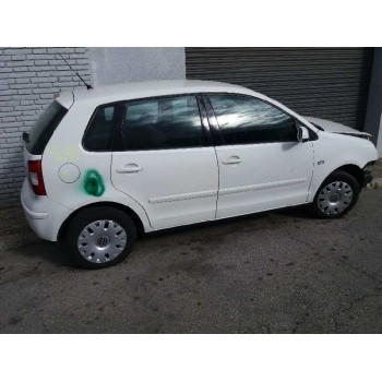 VOLKSWAGEN POLO (9N1)