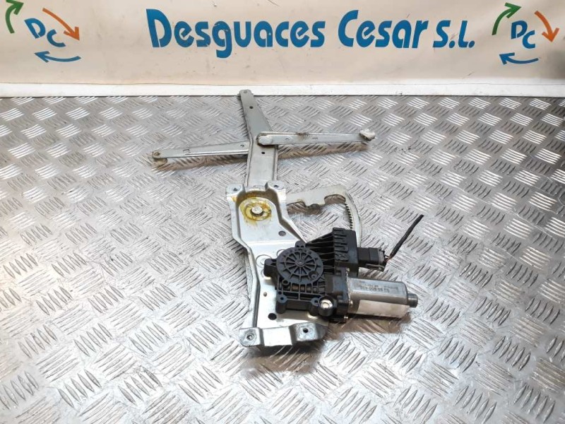 Recambio de elevalunas delantero derecho para opel astra f berlina 1.6 16v referencia OEM IAM   