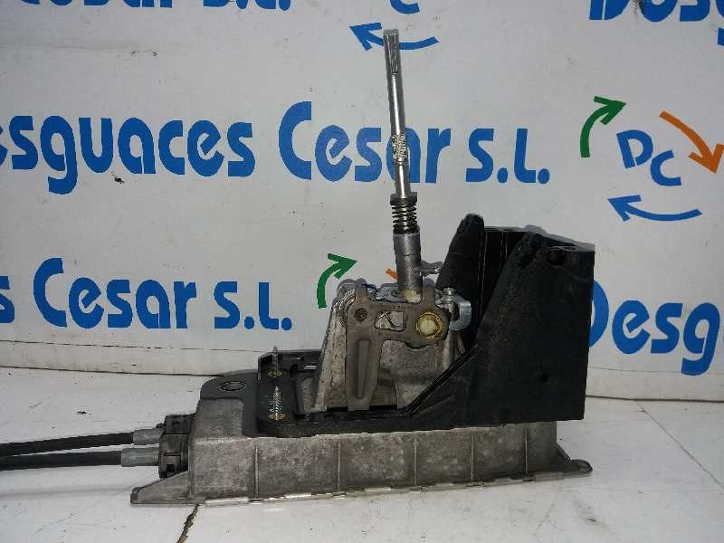 Recambio de palanca cambio para audi a3 (8p) 2.0 tdi ambiente referencia OEM IAM 1K0711049AT  