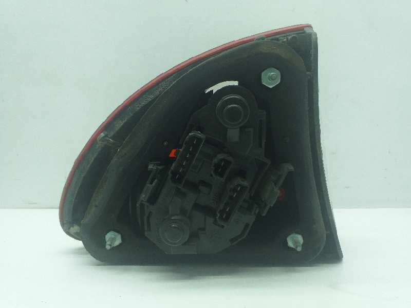 Recambio de piloto trasero derecho para seat leon (1m1) signo referencia OEM IAM 1M6945112FKZ  