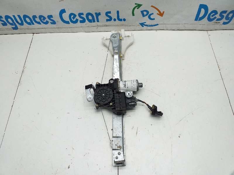 Recambio de elevalunas trasero derecho para ford mondeo berlina (ge) ambiente referencia OEM IAM 1320872 ELECTRICO 
