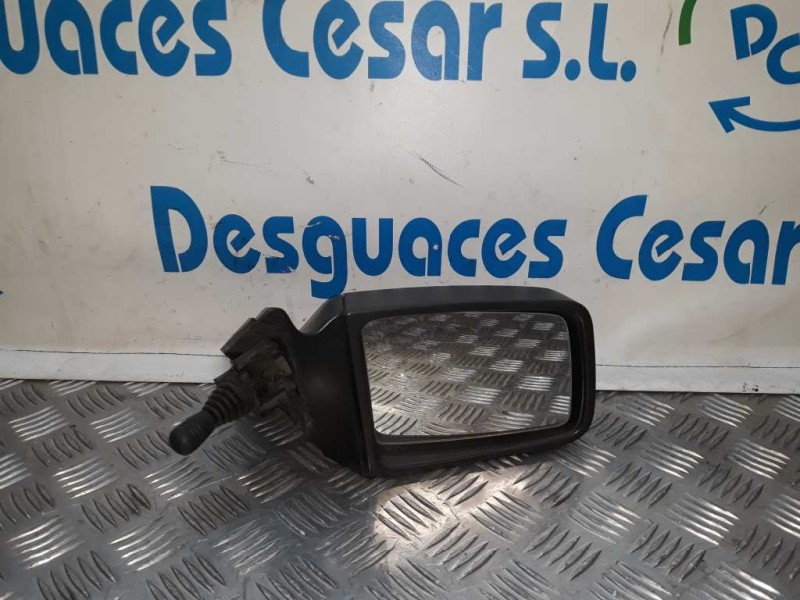 Recambio de retrovisor derecho para opel astra f berlina básico referencia OEM IAM 90520152  