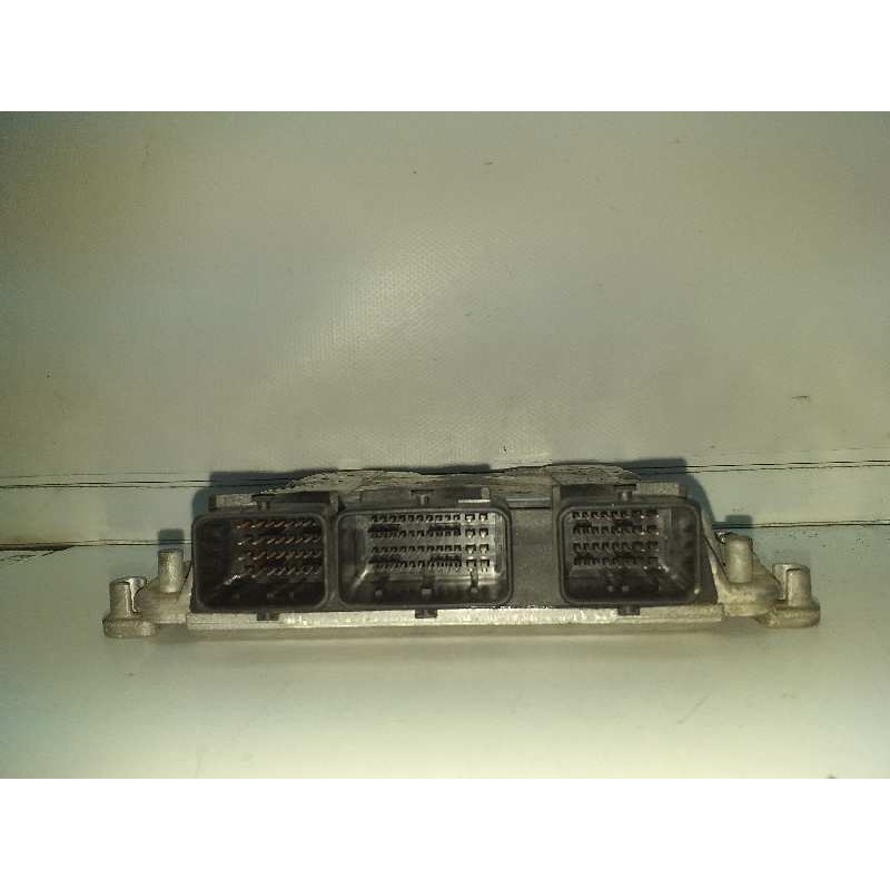 Recambio de centralita motor uce para peugeot 206 berlina play station 2 referencia OEM IAM 0281010594 9642013980 