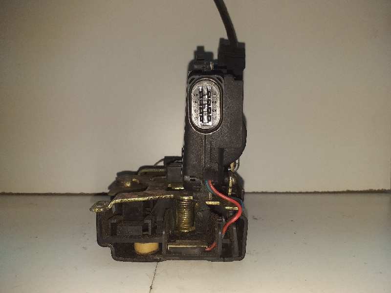 Recambio de cerradura puerta delantera derecha para volkswagen golf iv berlina (1j1) 25 aniversario referencia OEM IAM   