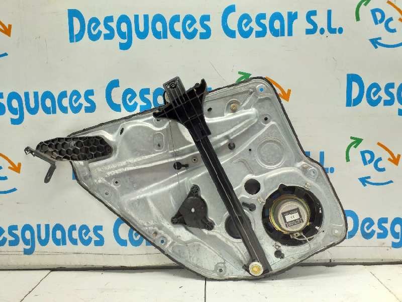 Recambio de elevalunas trasero derecho para volkswagen golf iv berlina (1j1) 25 aniversario referencia OEM IAM 1J4839730G ELECTR