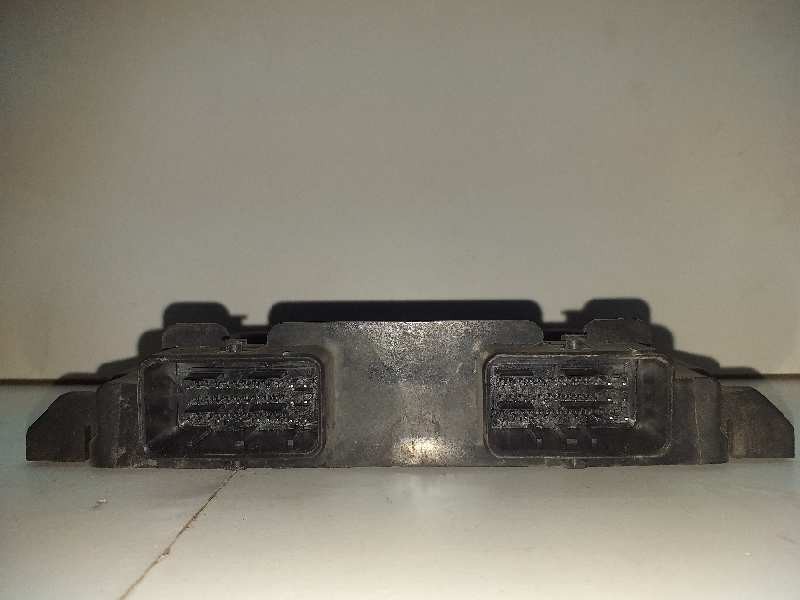 Recambio de centralita motor uce para peugeot 206 berlina xr referencia OEM IAM 9641390180 9648201580 