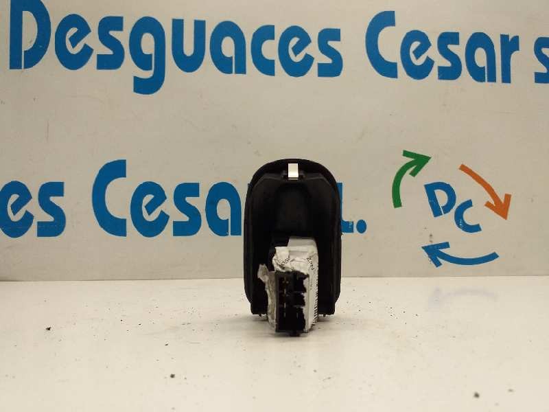 Recambio de mando elevalunas delantero derecho para peugeot 306 berlina 3/4/5 puertas (s2) básico referencia OEM IAM   