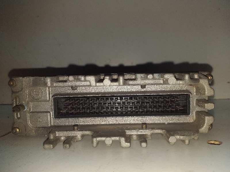 Recambio de centralita motor uce para seat toledo (1l) se referencia OEM IAM 0281001354 028906021BT 