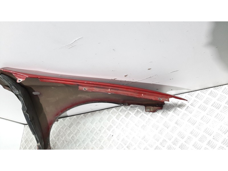 Recambio de aleta delantera izquierda para daewoo kalos 1.4 se referencia OEM IAM 96476679 GRANATE 