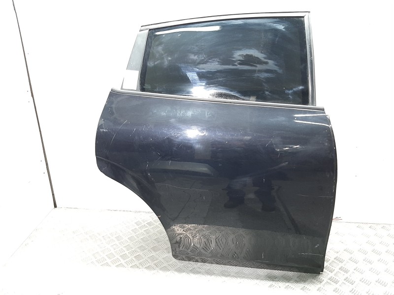 Recambio de puerta trasera derecha para seat leon (1p1) reference referencia OEM IAM 1P0833056 NEGRO 