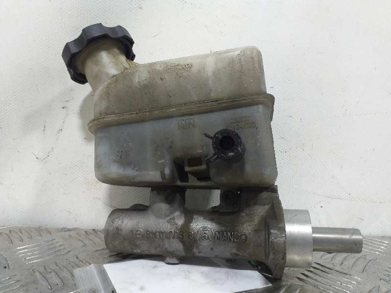 Recambio de bomba freno para hyundai tucson (jm) 2.0 crdi comfort referencia OEM IAM 585102E100  