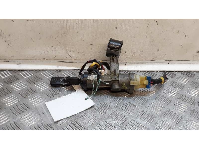 Recambio de conmutador de arranque para hyundai tucson (jm) 2.0 crdi comfort referencia OEM IAM 585292E600  