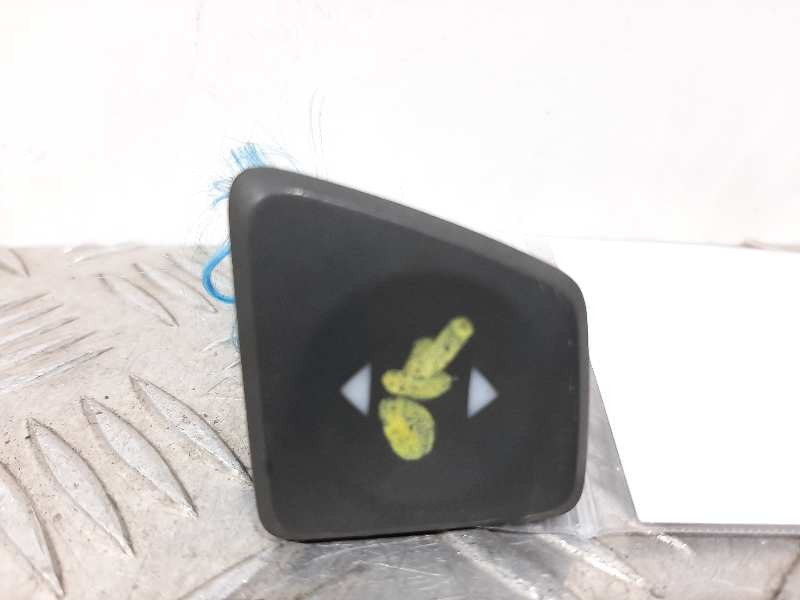 Recambio de mando elevalunas delantero derecho para fiat nuova 500 (150) lounge referencia OEM IAM 28767  