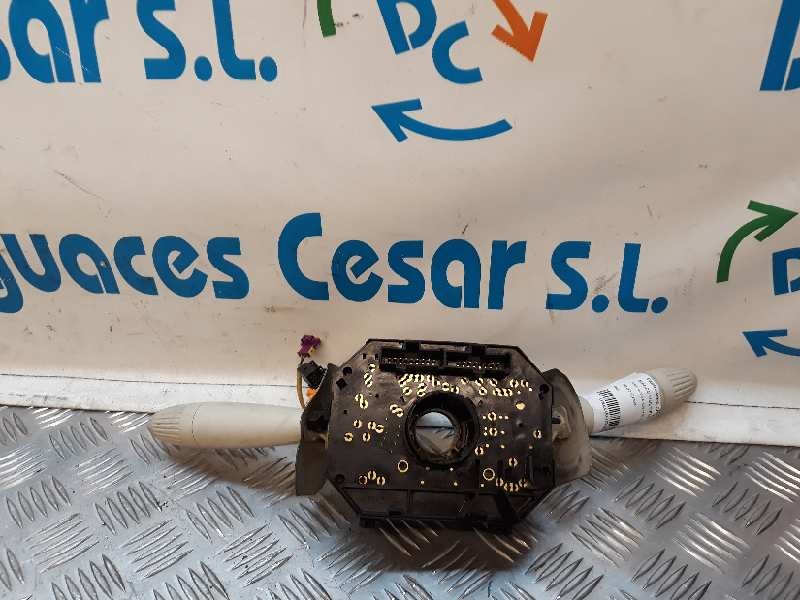 Recambio de mando multifuncion para fiat nuova 500 (150) lounge referencia OEM IAM 07354724640  