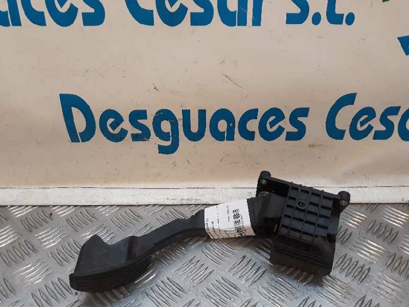 Recambio de pedal acelerador para fiat nuova 500 (150) lounge referencia OEM IAM 32809B  