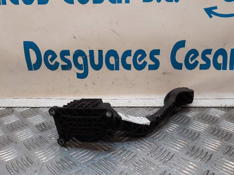 Recambio de pedal acelerador para fiat nuova 500 (150) lounge referencia OEM IAM 32809B  