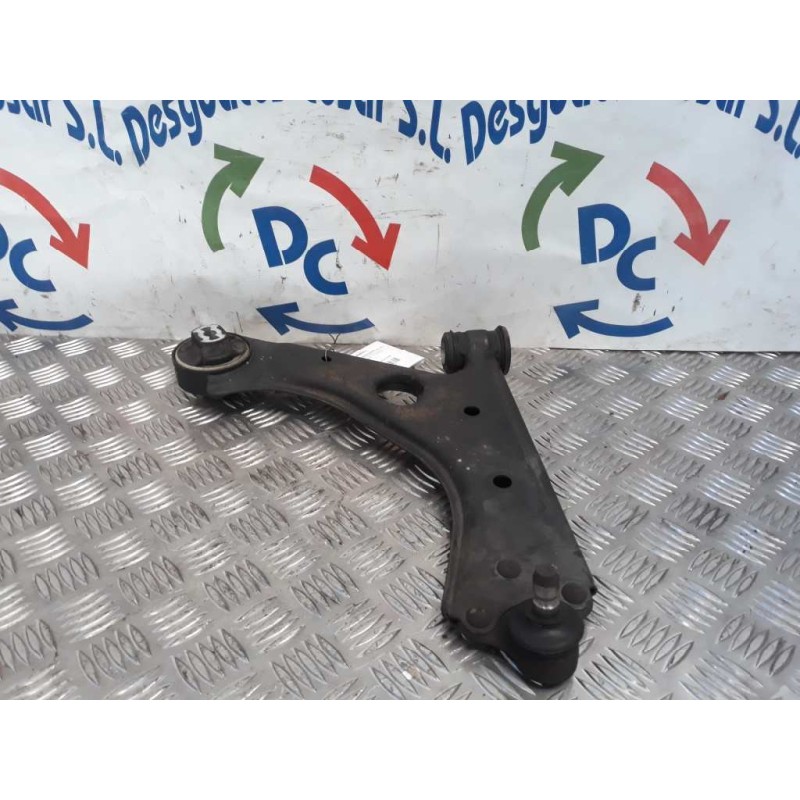 Recambio de brazo suspension inferior delantero derecho para peugeot bipper básico referencia OEM IAM   