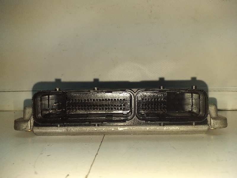 Recambio de centralita motor uce para opel vectra b berlina elegance referencia OEM IAM 0281010269 24417194 