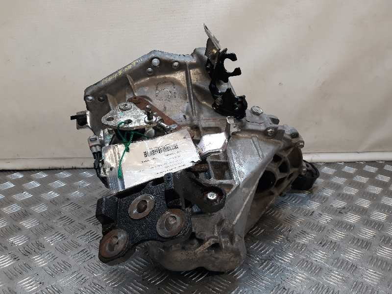 Recambio de caja cambios para toyota aygo (kgb/wnb) básico referencia OEM IAM JG614205  