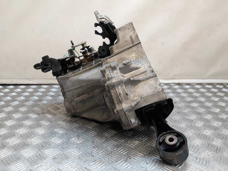 Recambio de caja cambios para toyota aygo (kgb/wnb) básico referencia OEM IAM JG614205  