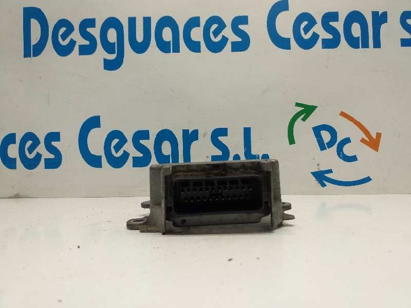 Recambio de centralita airbag para chrysler voyager (rg) 2.5 crd grand voyager limited referencia OEM IAM 135215325 04748604AB 