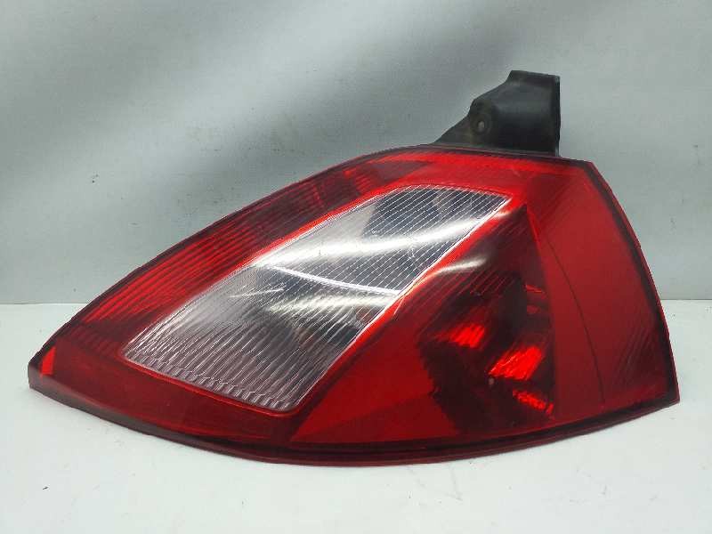 Recambio de piloto trasero derecho para renault megane ii berlina 5p confort expression referencia OEM IAM   