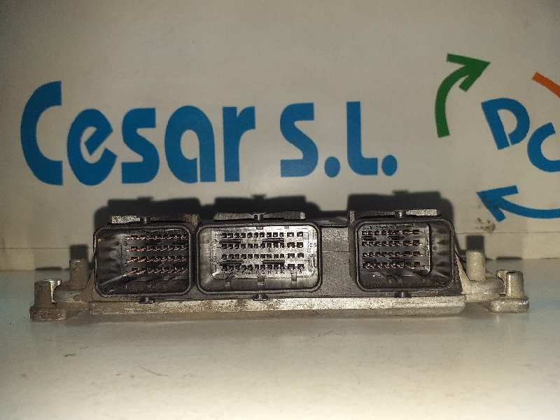 Recambio de centralita motor uce para citroën xsara picasso 2.0 hdi exclusive referencia OEM IAM 0281011518 9658373180 