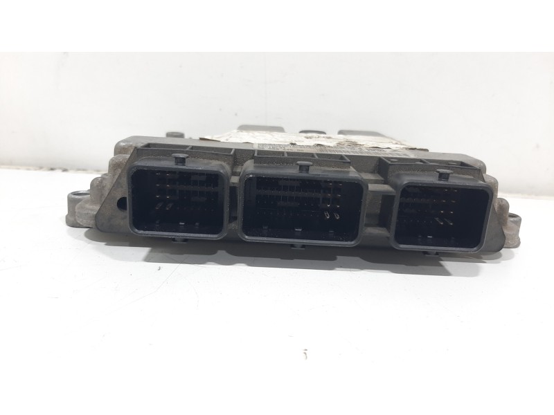 Recambio de centralita motor uce para citroën c4 coupe vtr plus referencia OEM IAM   
