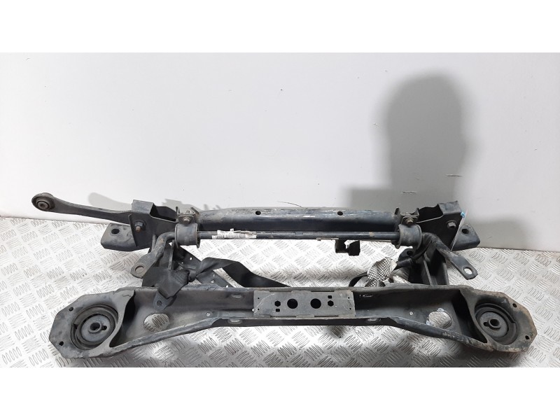 Recambio de puente trasero para ford focus lim. (cb4) titanium referencia OEM IAM 8K02878  