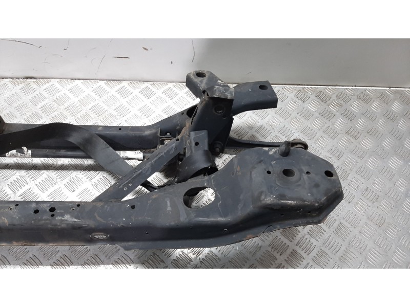 Recambio de puente trasero para ford focus lim. (cb4) titanium referencia OEM IAM 8K02878  