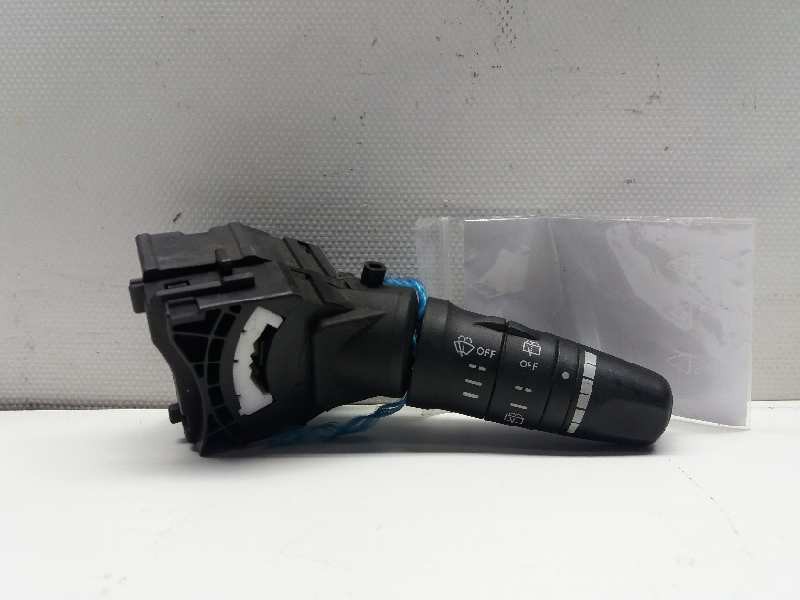 Recambio de mando limpia para nissan x-trail (t30) comfort plus referencia OEM IAM 252608H905  