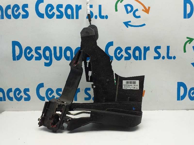 Recambio de cerradura puerta delantera derecha para ford fiesta (cbk) ambiente referencia OEM IAM 2S61A21  