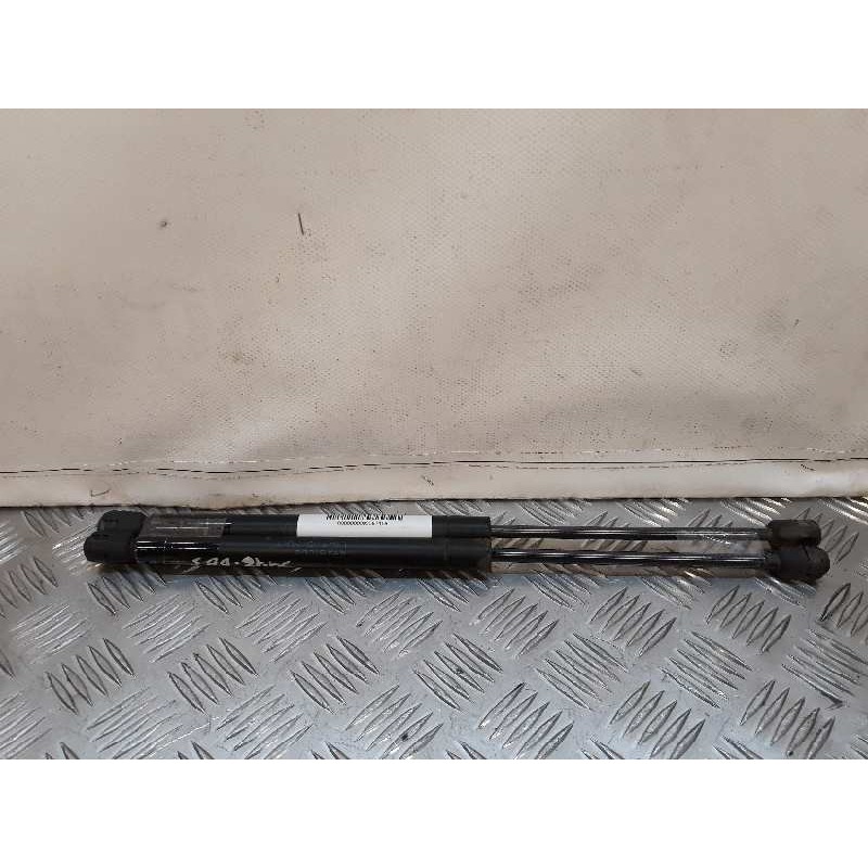 Recambio de amortiguadores maletero / porton para renault clio ii fase ii (b/cb0) authentique referencia OEM IAM   