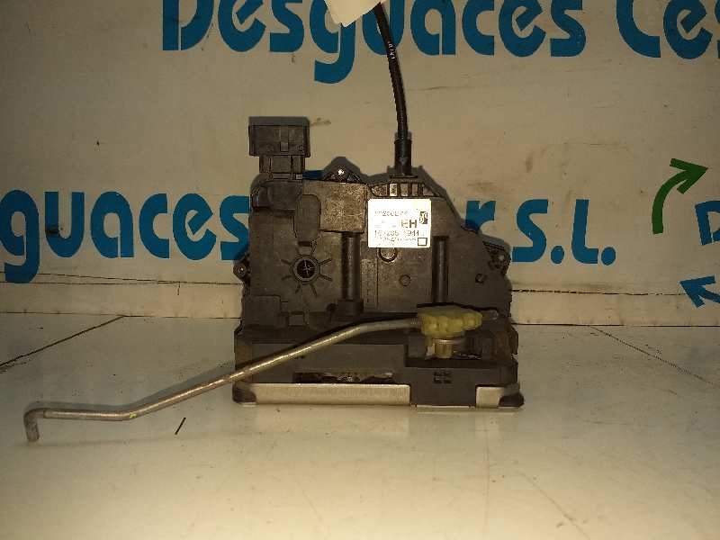 Recambio de cerradura puerta delantera derecha para opel corsa d enjoy referencia OEM IAM 511697042 13258274 