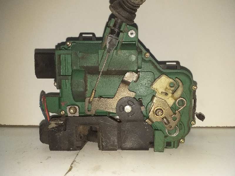 Recambio de cerradura puerta delantera derecha para volkswagen golf iv berlina (1j1) gti referencia OEM IAM   