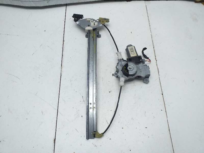 Recambio de elevalunas trasero derecho para nissan primera berlina (p12) 2.2 16v turbodiesel cat referencia OEM IAM 400600T2 ELE