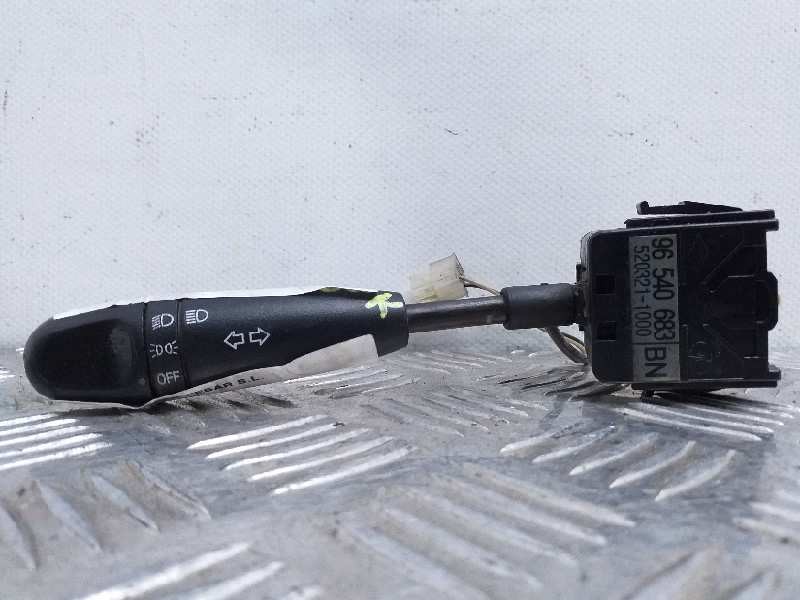 Recambio de mando intermitentes para chevrolet kalos 1.2 se referencia OEM IAM 96540683  