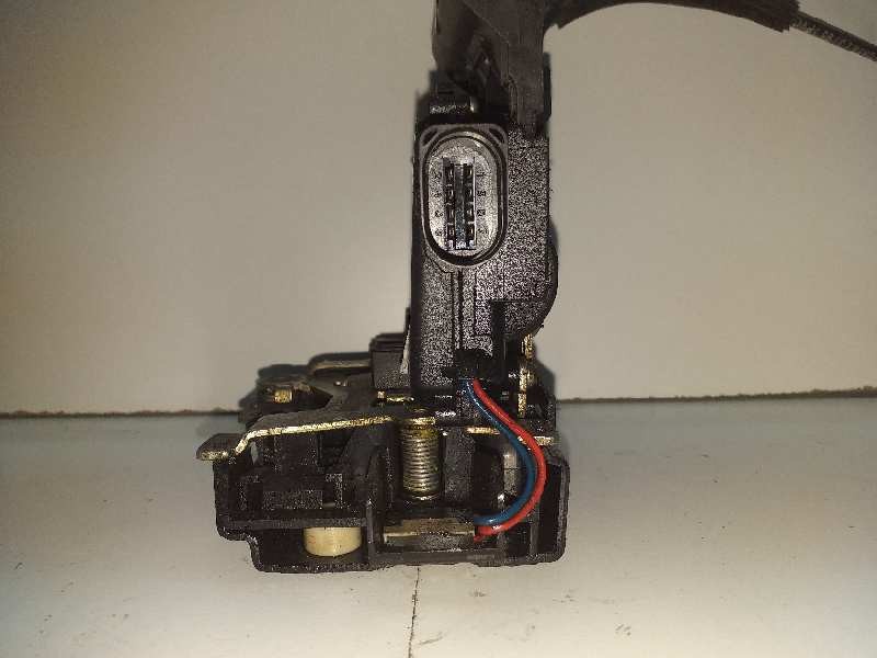 Recambio de cerradura puerta delantera derecha para volkswagen passat berlina (3b2) comfortline referencia OEM IAM   
