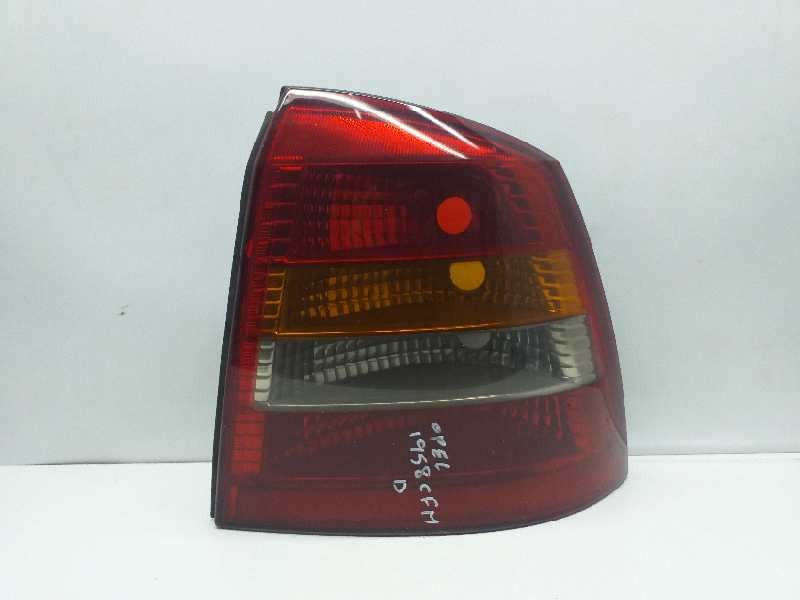 Recambio de piloto trasero derecho para opel astra g berlina club referencia OEM IAM 6223019  