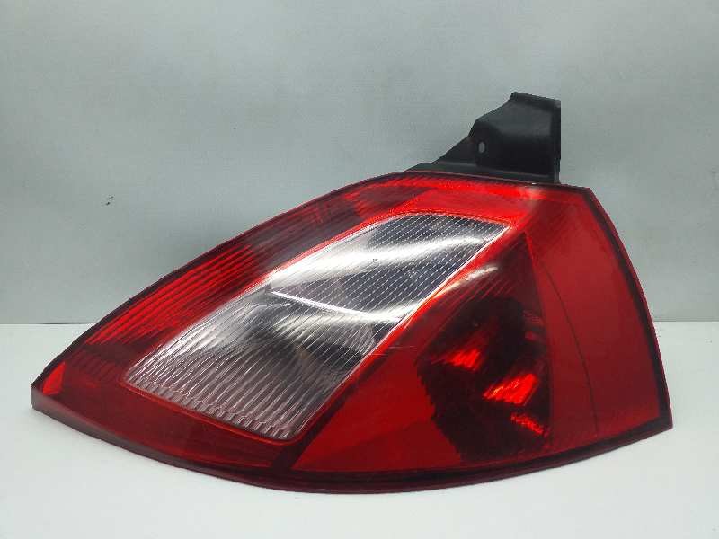 Recambio de piloto trasero derecho para renault megane ii berlina 5p confort expression referencia OEM IAM 8200073237  