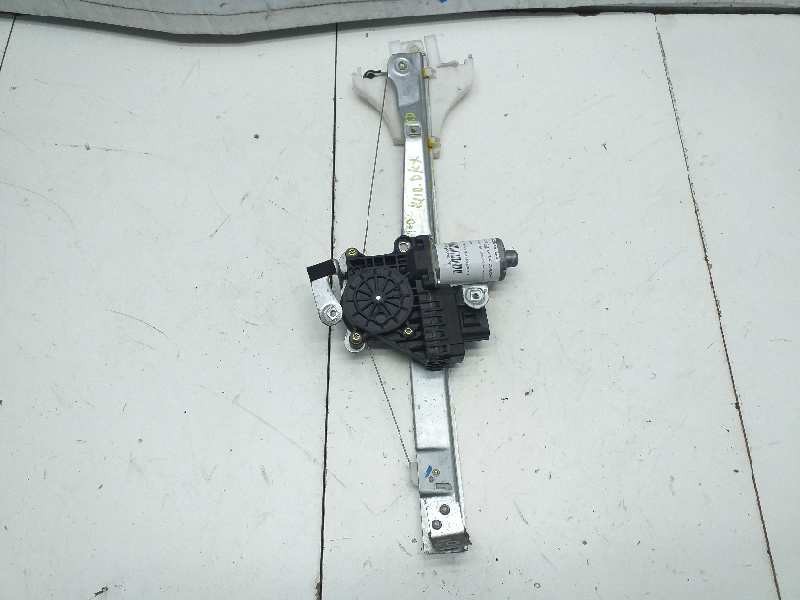 Recambio de elevalunas trasero derecho para ford mondeo berlina (ge) ambiente (06.2003) (d) referencia OEM IAM 1S71F27000BM ELEC