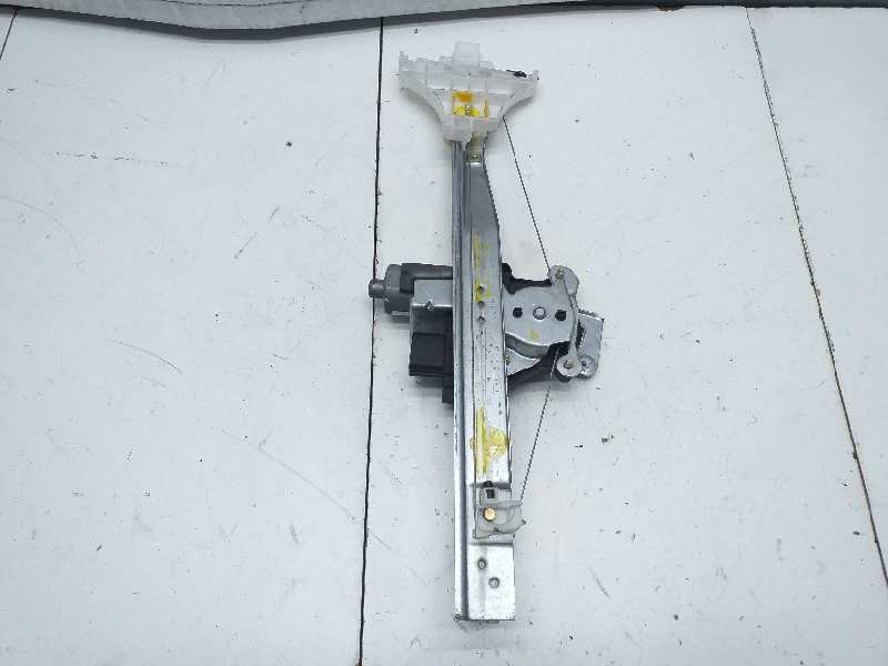 Recambio de elevalunas trasero derecho para ford mondeo berlina (ge) ambiente (06.2003) (d) referencia OEM IAM 1S71F27000BM ELEC