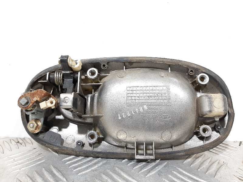 Recambio de maneta exterior delantera izquierda para kia carnival ii 2.9 crdi lx referencia OEM IAM  MARRON 
